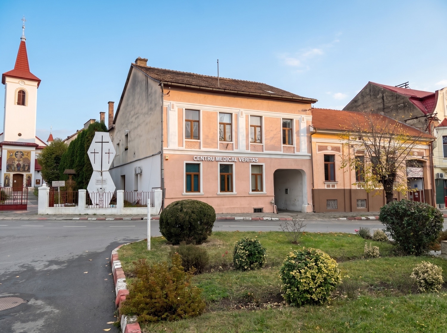 Clădirea Centru Medical Veritas – Sediul Petru Maior Nr. 28